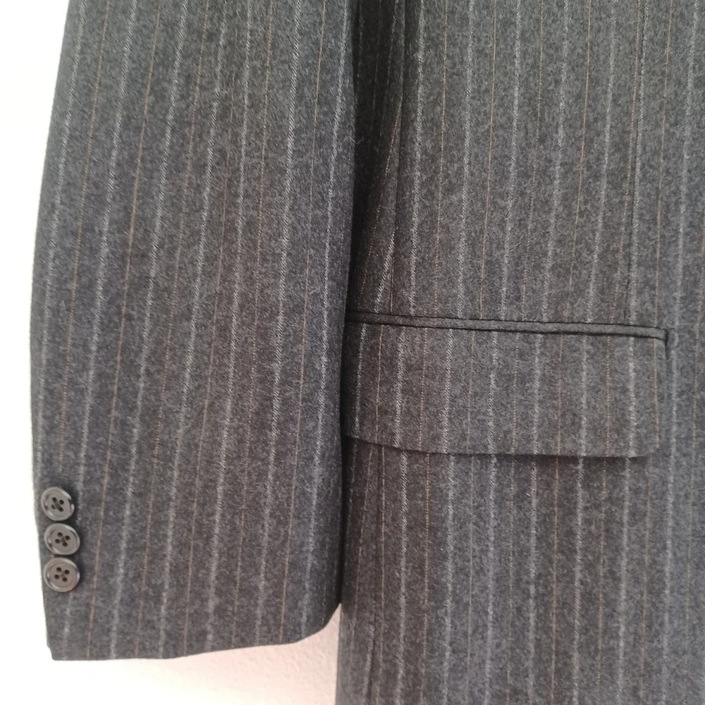 Hickey Freeman Madison Suit Mens 44L Charcoal Grey Pinstripe Worsted Wool‎ 3-Btn